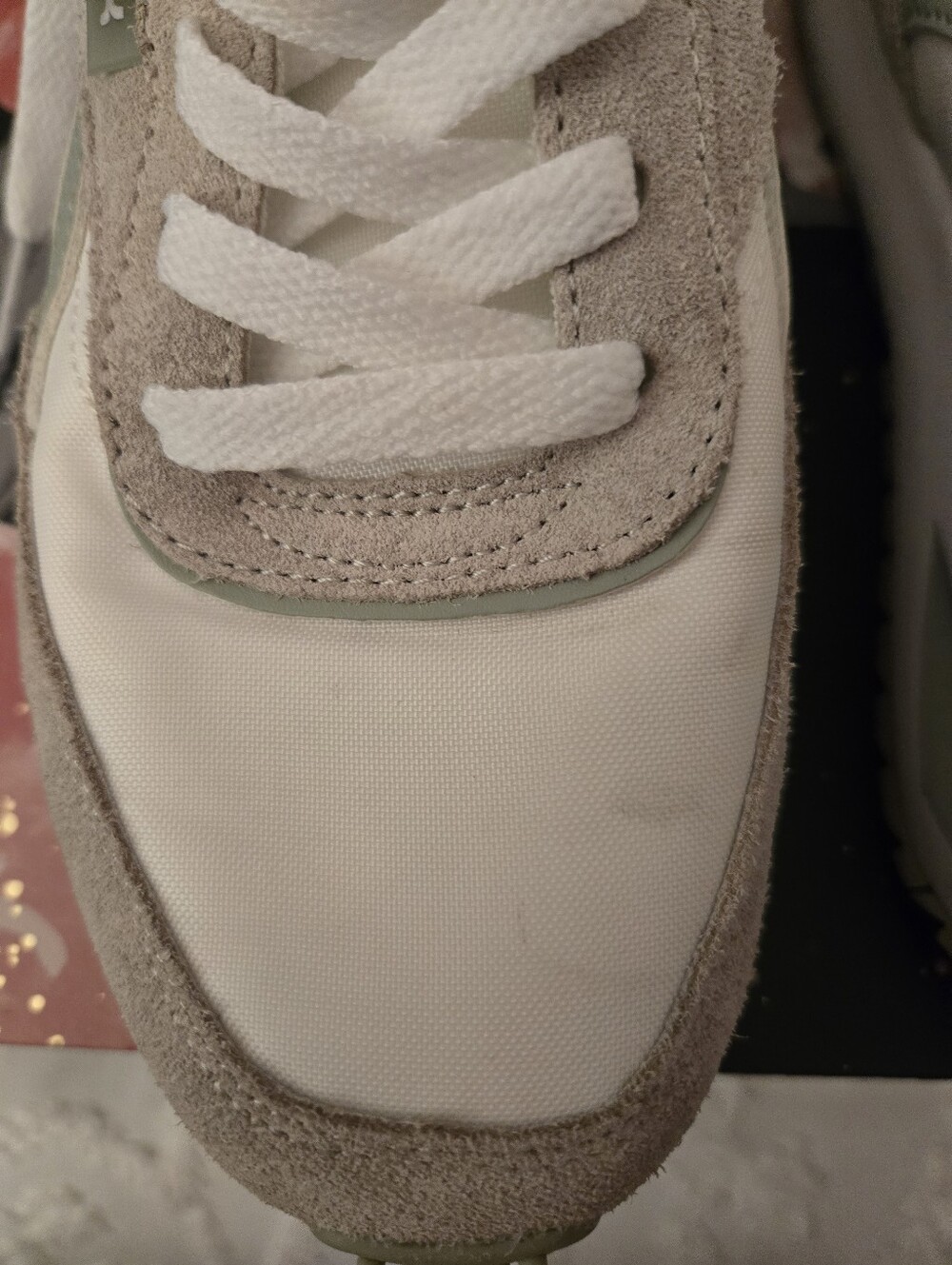 Womens' Reeboks - Picture 9 of 11